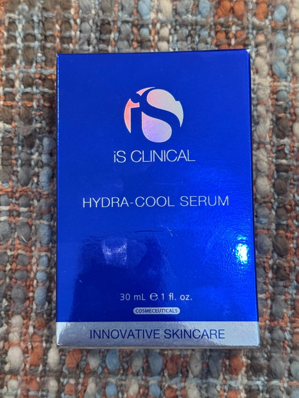 iS CLINICAL Hydra-Cool Serum